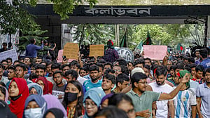 কোটা ও বাজার-প্রশ্নে বিশ্ববিদ্যালয়ের ভূমিকা