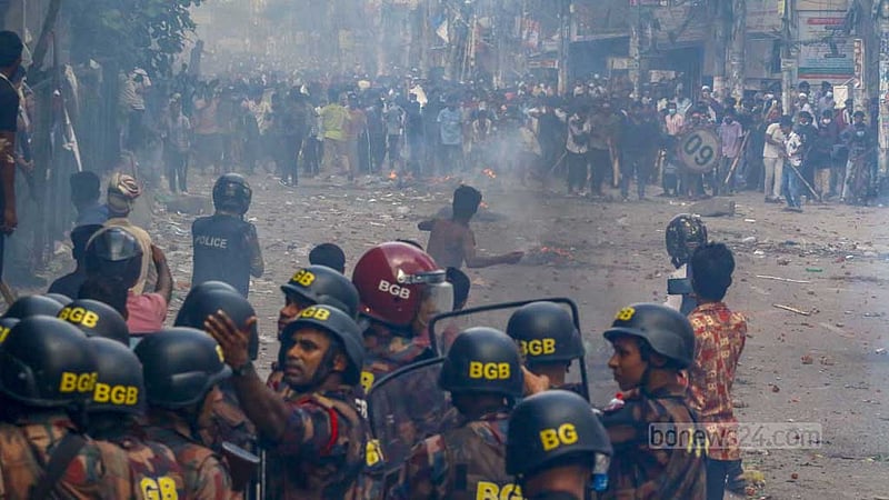 ট্রাইব্যুনালে প্রত্যক্ষদর্শী: ‘স্নাইপার রাইফেল দিয়ে মাথায় গুলি করা হয়’