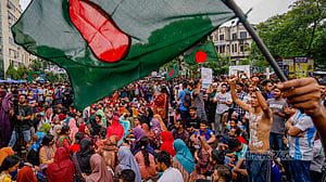 স্লোগান নয়, সমাধানের রাজনীতিতে আগ্রহী তরুণরা