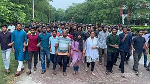 সংঘাত-মৃত্যুর পর বেগম রোকেয়া বিশ্ববিদ্যালয় বন্ধ ঘোষণা