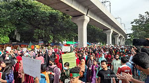 রাজধানীতে ফের রাস্তায় কোটা বিরোধীরা