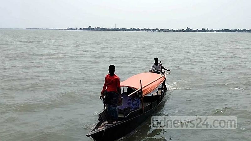 সুনামগঞ্জে সুরমা নদীতে নৌকা ডুবে শিশুসহ নিখোঁজ ৩
