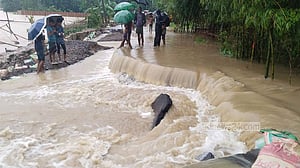সিলেটে নদীর পানি বিপৎসীমার উপরে, নিম্নাঞ্চল প্লাবিত