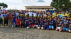 ওয়ালটনের পৃষ্ঠপোষকতায় কুষ্টিয়ায় ফুটবল টুর্নামেন্ট