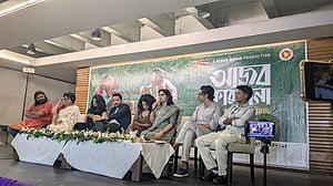 এক রকস্টারের ‘আজব কারখানা’, শবনমের সিনেমায় পরমব্রত