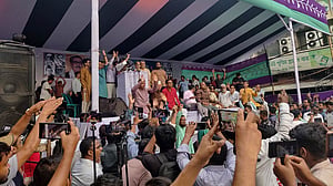 আন্দোলনে লাভ নেই, খালেদার জন্য  আদালতে যান: আওয়ামী লীগ
