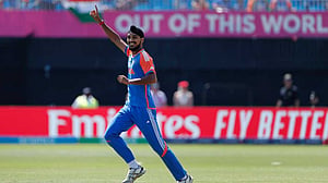 অশ্বিনকে ছাড়িয়ে আর্শদিপের রেকর্ড
