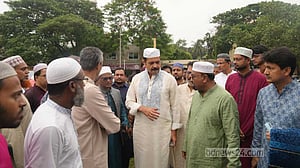 দ্রুত সময়ে বর্জ্য অপসারণে সহযোগিতা করুন: মেয়র আতিক