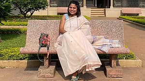 জীবন দেখা অন্য চোখে
