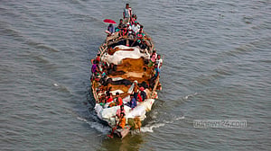 নদী পথে আসছে কোরবানির পশু
