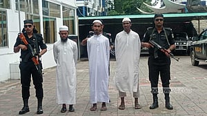 কক্সবাজারে নতুন জঙ্গি সংগঠন ‘আস-শাহাদাতের’ ৩ সদস্য আটক