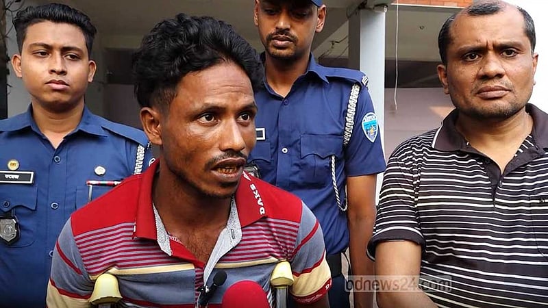 ‘গুলি নয়, নৌকায় উঠতে গিয়ে আহত’, এখন বলছেন সেই রোহিঙ্গা