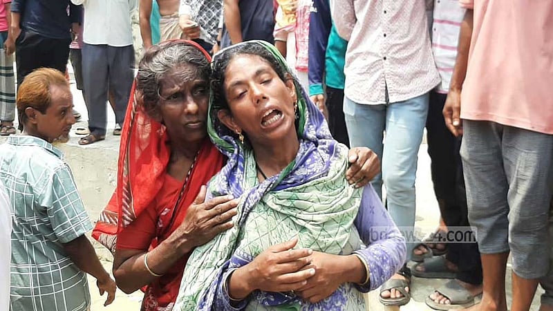 চট্টগ্রামে নিখোঁজ শিশুর লাশ মিলল খালে