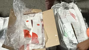 চট্টগ্রাম বন্দরে মধ্যরাতের তল্লাশিতে মিলল বিদেশি সিগারেট