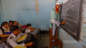 দুঃখু মিয়ার স্বপ্নের স্কুল