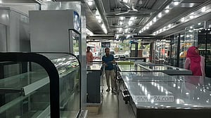 বাজেটের আগে ইলেকট্রনিক্স মার্কেটের হালচাল