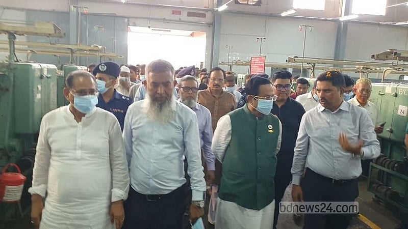 ফরিদপুরে ২ জুট মিল পরিদর্শনে পাটমন্ত্রী