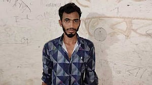 ঝগড়ার পর স্ত্রীকে ‘কুপিয়ে হত্যা’ করে থানায়