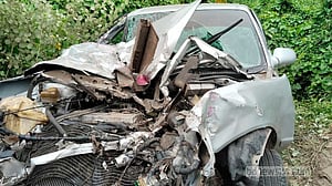 গোপালগঞ্জে তিন বাহনের সংঘর্ষে নিহত ২