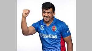 ছিটকে গেলেন মুজিব, বদলি জাজাই
