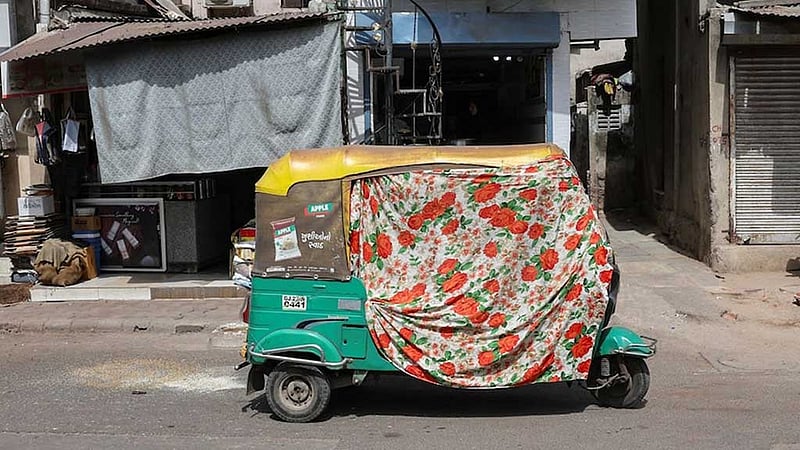 তাপপ্রবাহ: ভারতের মৃত্যু বেড়ে ৩৩