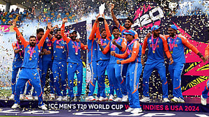 দক্ষিণ আফ্রিকার স্বপ্ন ভেঙে টি-টোয়েন্টির বিশ্ব চ্যাম্পিয়ন ভারত