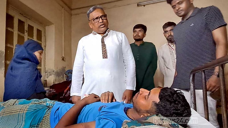 যবিপ্রবিতে ছাত্রলীগ সভাপতির কক্ষে শিক্ষার্থীকে নির্যাতন, গুলি করার হুমকি