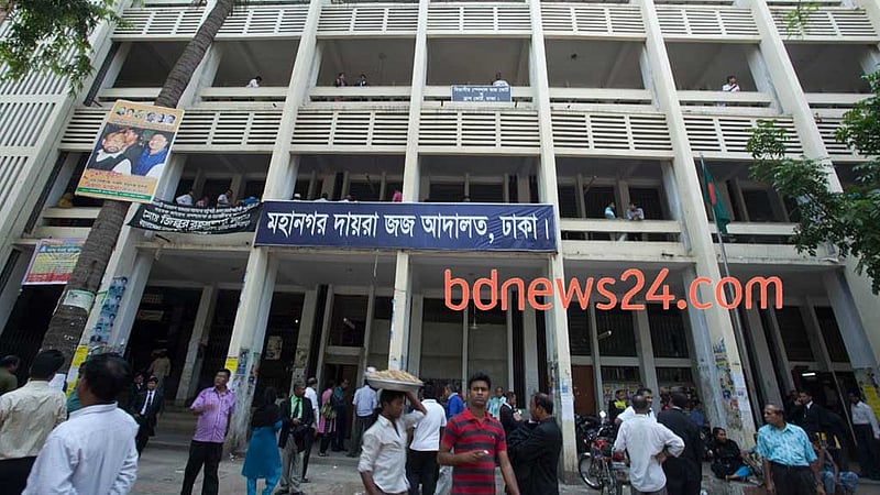 স্পার আড়ালে ‘যৌন ব্যবসা’: গ্রেপ্তার ২৪, মালিক পলাতক