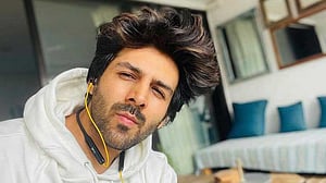 আগ্রহ নেই সালমানের, ‘প্রেম’ চরিত্রে আরিয়ান