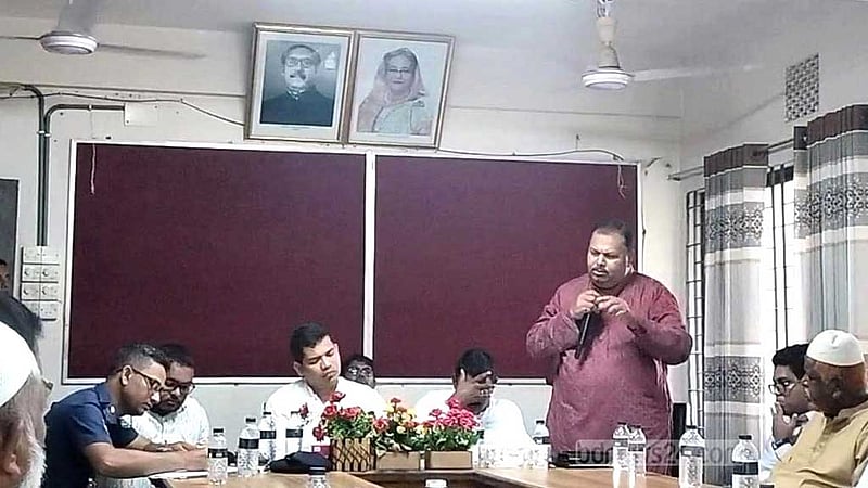 গরু চোরাচালানে ‘রেট বাড়িয়েছেন’ রৌমারির ওসি: সাবেক প্রতিমন্ত্রী জাকির