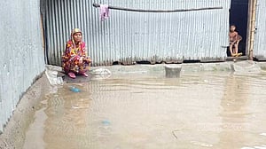 লালমনিরহাটে তিস্তার পানি বিপৎসীমা ছুঁই ছুঁই, নিম্নাঞ্চল প্লাবিত