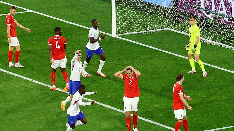 ‘আত্মঘাতী’ উবাকে দুষছে না অস্ট্রিয়া