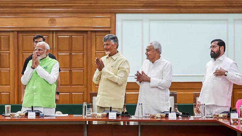 ভোটে জেতার পর দিল্লিতে প্রথম বৈঠকে এনডিএ নেতারা