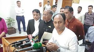 আচরণ বিধি লঙ্ঘন: ইসির কাছে দুঃখ প্রকাশ দুর্যোগ প্রতিমন্ত্রীর