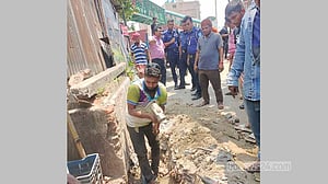 মুন্সীগঞ্জে ‘দুই হাজার অবৈধ গ্যাস সংযোগ’ বিচ্ছিন্ন