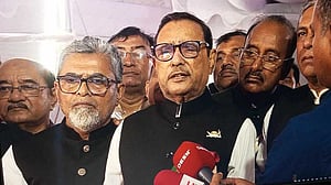 যারা ছয় দফা মানে না তারা স্বাধীনতায় বিশ্বাসী না: কাদের
