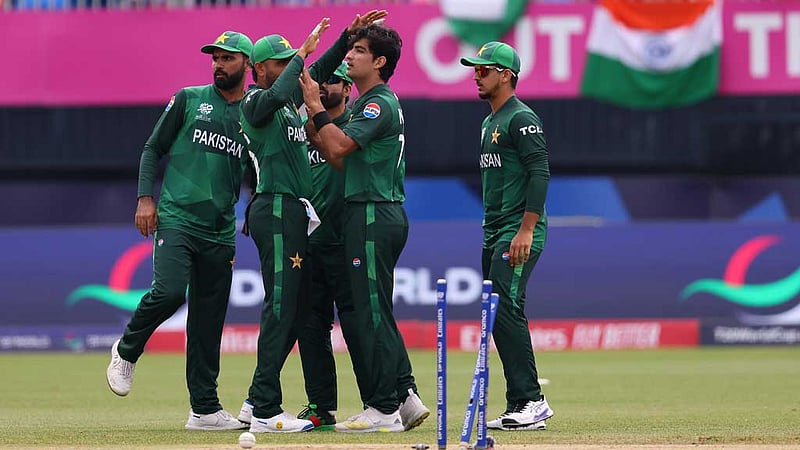 পাকিস্তানের ক্রিকেটাররা ‘মানসিকভাবে ভেঙে পড়েছে’