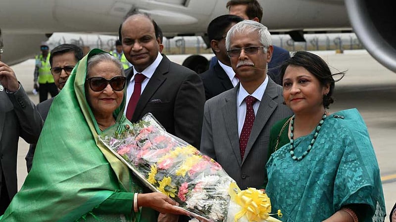 দিল্লি পৌঁছেছেন প্রধানমন্ত্রী শেখ হাসিনা