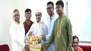 যুদ্ধাহত মুক্তিযোদ্ধা ও শহীদ পরিবারের জন্য প্রধানমন্ত্রীর ঈদ উপহার