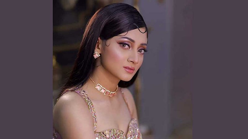 শাকিবের কোম্পানির শুভেচ্ছাদূত পূজা