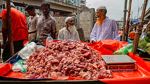 কোরবানির মাংসের এক বেলার বাজার