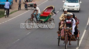 ব্যাটারিচালিত রিকশার গন্তব্য কতদূর?
