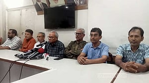 ভারতের রেলে নিঃশেষ হবে ‘দুর্বল সার্বভৌমত্বের’ বাকি অংশ: রিজভী