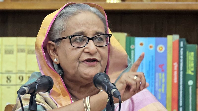 ভয় করলে মানুষকেই করতে হয়, সাপকে নয়: প্রধানমন্ত্রী