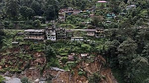 সিকিমে প্রবল বৃষ্টি, পাহাড় ধসে মৃত ৩