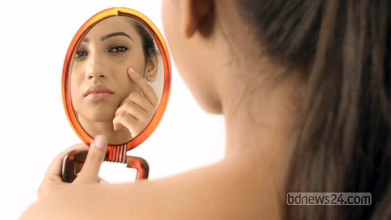 বিবর্ণ ত্বক পুনরুদ্ধার করতে