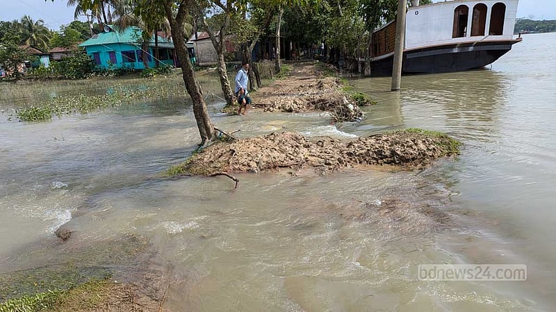 সুনামগঞ্জের পথে পথে বন্যার ক্ষত, ‘২৪০ কিলোমিটার’ রাস্তার ক্ষতি