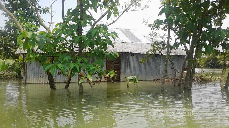 কমছে পানি, বন্যা পরিস্থিতি আরও উন্নতির আভাস