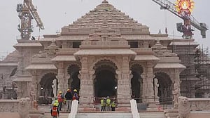 ছ’মাস না পেরোতেই অযোধ্যার রাম মন্দিরে ফাটল, চুঁইয়ে পড়ছে পানি