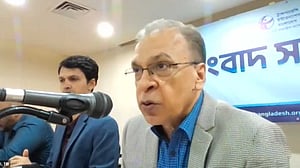 মৌলবাদের সঙ্গে সরকারের আপস উদ্বেগজনক: টিআইবি